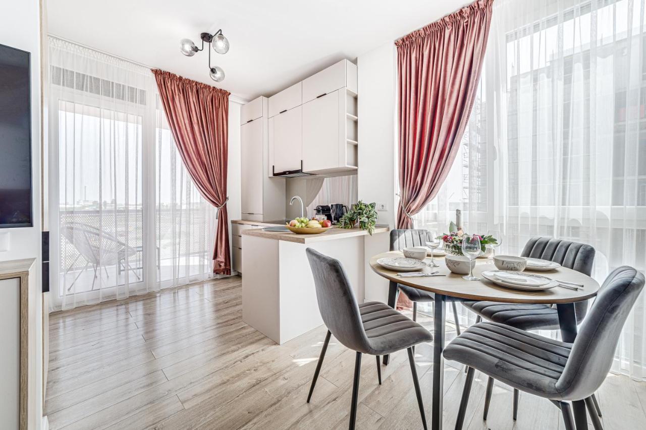Elegant Apartment Near Afi & Atrium Mall Арад Экстерьер фото