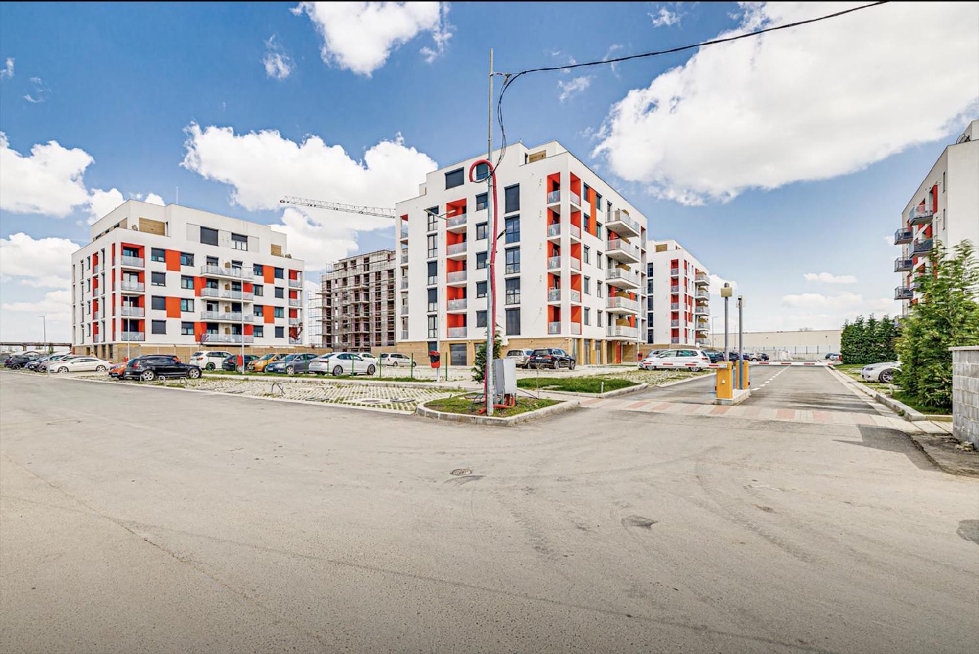 Elegant Apartment Near Afi & Atrium Mall Арад Экстерьер фото